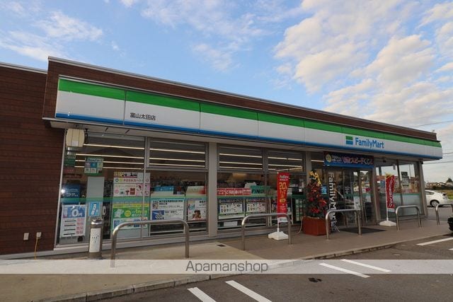 ヘリオス ガーデンBの周辺写真