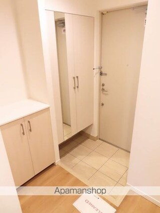 ラティエラ練馬[1LDK/51.6m2]の玄関