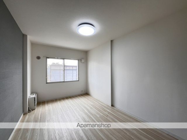 クラーク宮の森の内装写真