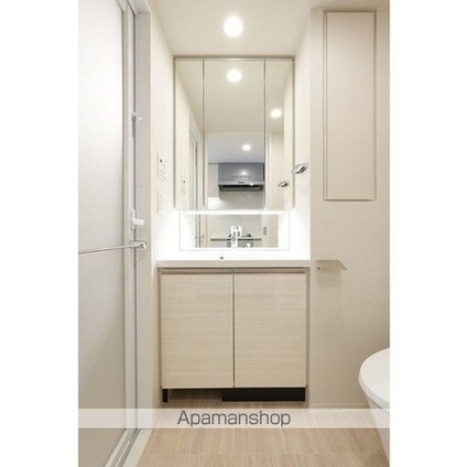 コンフォリア東新宿[1DK/25.23m2]の洗面所