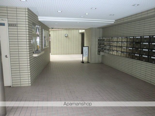 ダイアパレス五番町の玄関写真