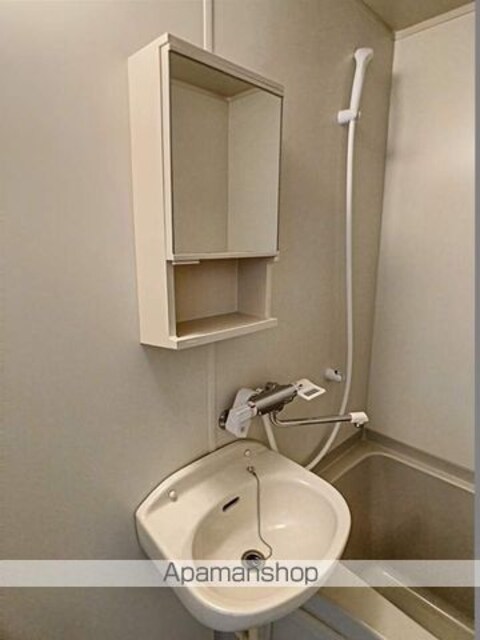 岡山県岡山市北区新屋敷町２丁目[1R/29.6m2]の洗面所