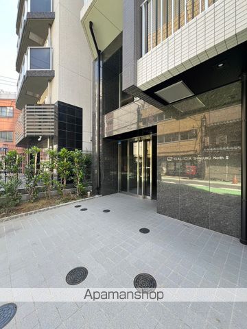 【新宿区百人町のマンションの写真】