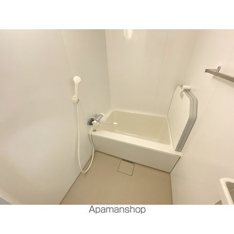 ドルフ青葉台2号棟の内装写真