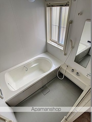 岡山県岡山市北区津島福居２丁目[2LDK/81.52m2]のバス
