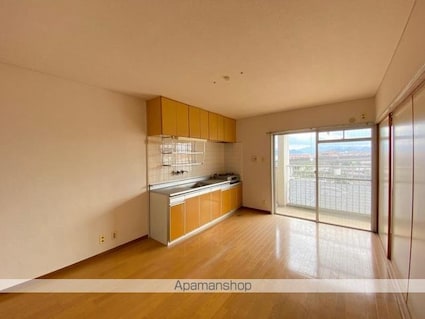 一里山マンション[3DK/73.8m2]のリビング・居間