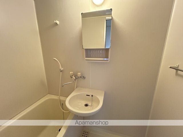 ハイツ岡本Iの内装写真