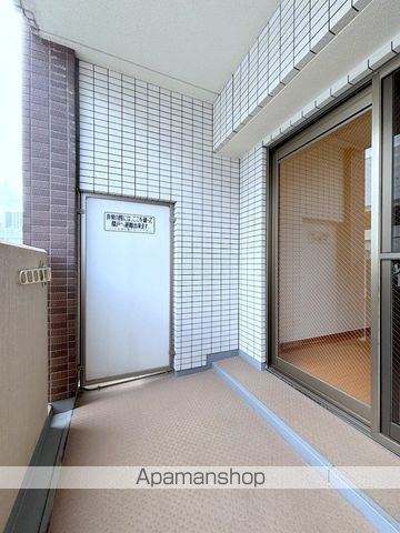 エスキュートHIRANOMACHIの内装写真
