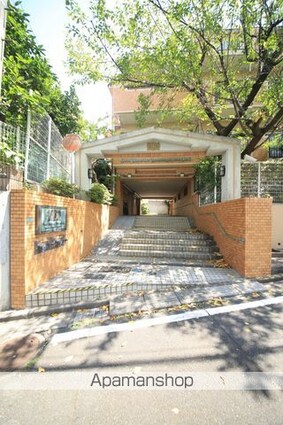 ライオンズマンション多摩永山第３[3DK/56.92m2]のエントランス