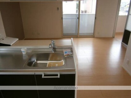 ヴィラ・アムール[3LDK/75.72m2]のリビング・居間