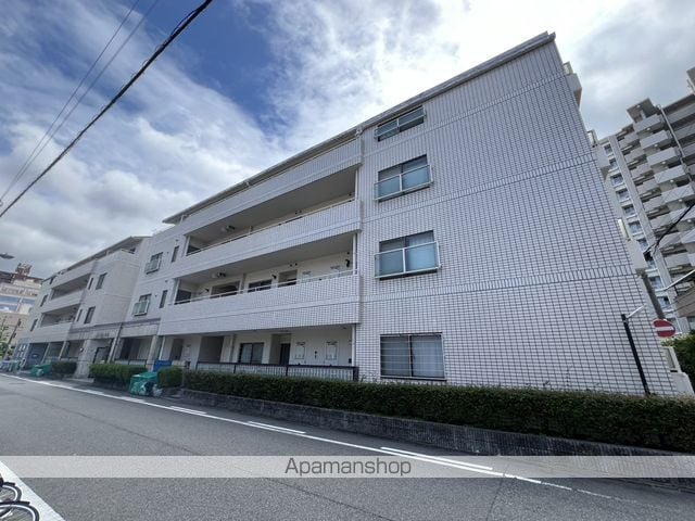 ライフステージ新大阪の外観写真