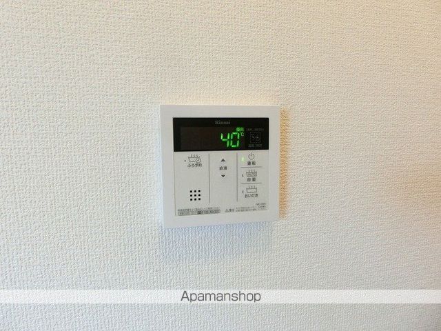 シャルールの内装写真