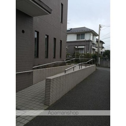 東京都世田谷区船橋１丁目[2LDK/67.18m2]の共用部