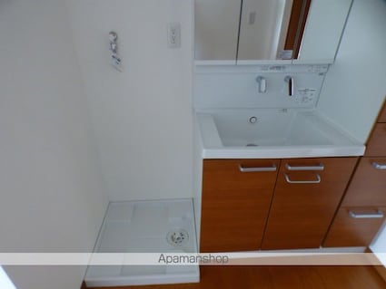 Ｋ　ｃｏｕｒｔ[4LDK/113.42m2]の洗面所