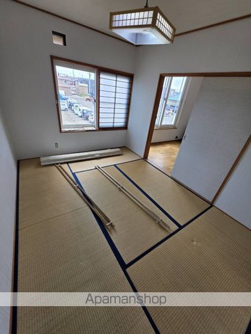 ジャストイン平岡の内装写真