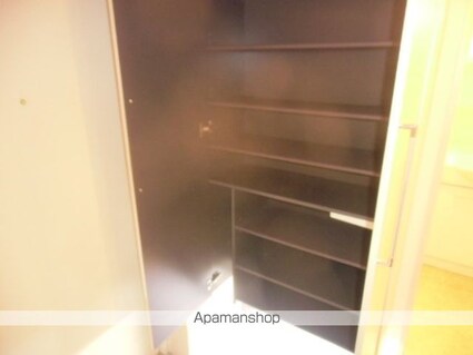 グリーンハイツ北口[1K/40.07m2]の収納