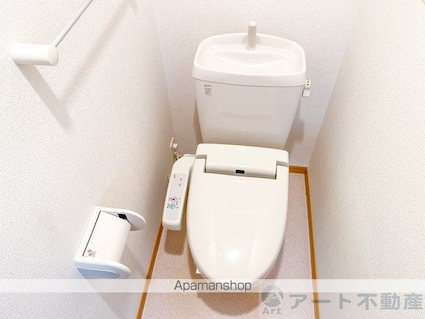 ジェルメ・メジェール山越[1K/26.11m2]のトイレ