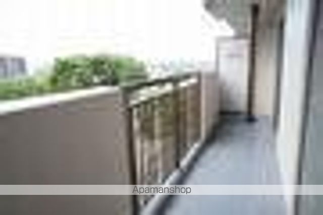 パークサイド空港南館の玄関写真