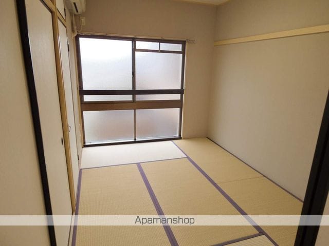 井出マンションの内装写真