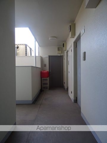 グランフォルム高丘の玄関写真