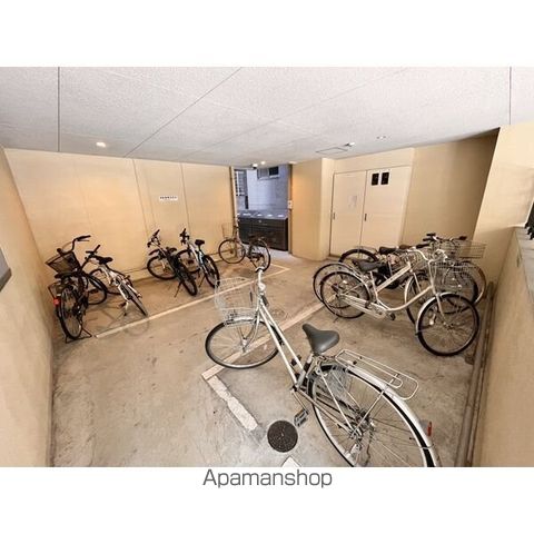 アールズタワー東山公園の内装写真