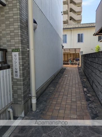 セリシール関目の玄関写真