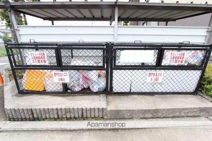 セジュール松縄　Ｂ棟[2DK/50.12m2]の共用部1