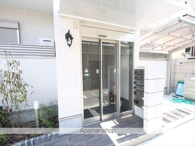 エールウッド吹田内本町の玄関写真