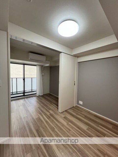 東京都新宿区百人町３丁目[1DK/31.32m2]のリビング・居間