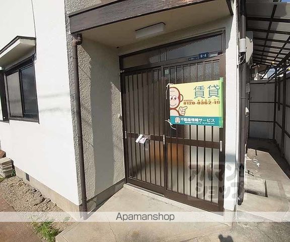 阪急電鉄京都線 西山天王山駅 徒歩6分 2階建 築49年の玄関写真