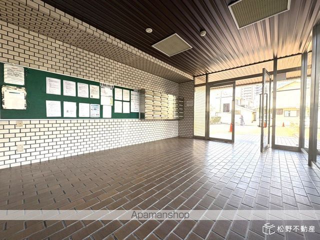 青葉台マンションの玄関写真