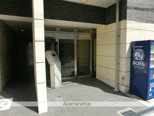 レジデンス本町の玄関写真