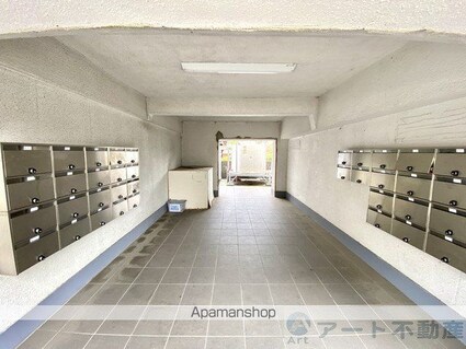 アルト雄郡　西棟[1R/22.9m2]のエントランス1