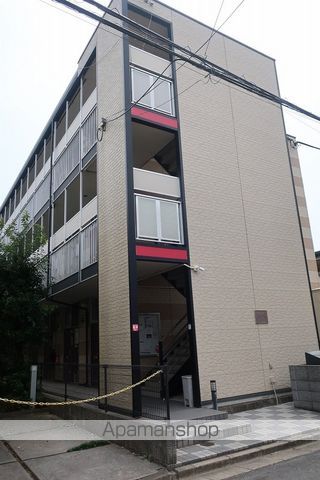 レオパレスプラテリーアIの外観写真