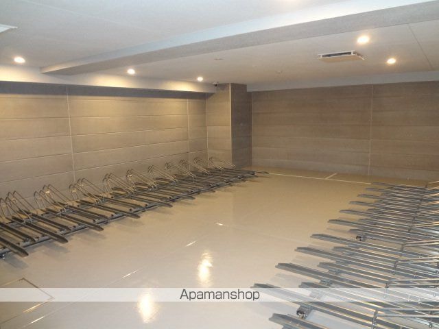 レジディア三軒茶屋Ⅲ[2LDK/51.02m2]の共用部4
