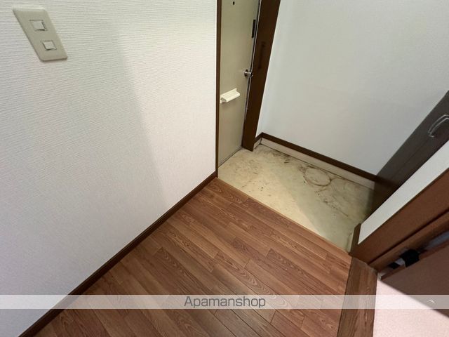 釧路市 2階建 築32年の内装写真