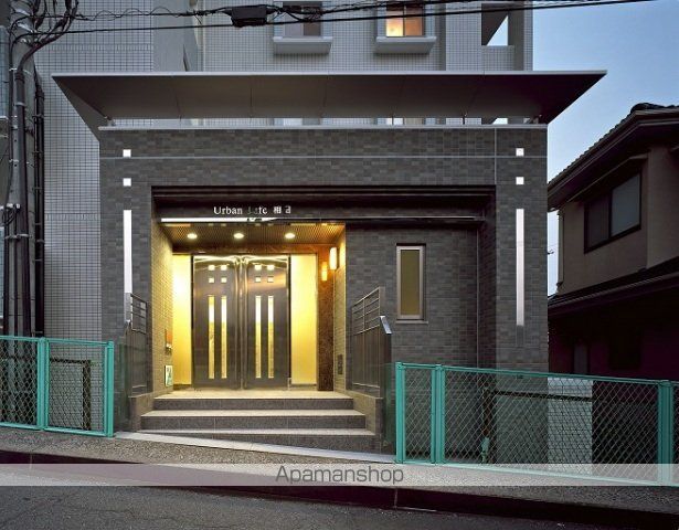 アーバンライフ相田の玄関写真