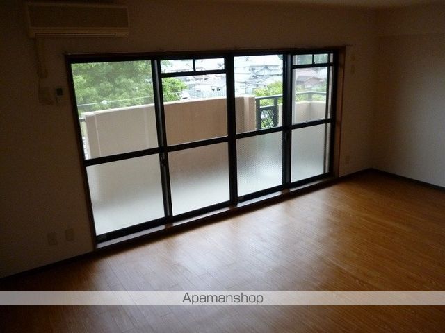 フォレストマンションの内装写真