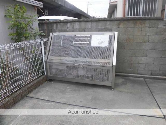 和歌山県和歌山市中之島[1LDK/33.39m2]の共用部3