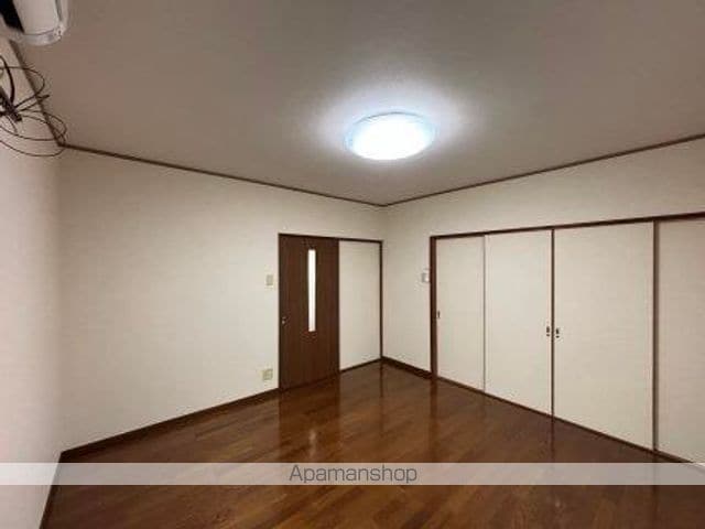 フレグランスの内装写真