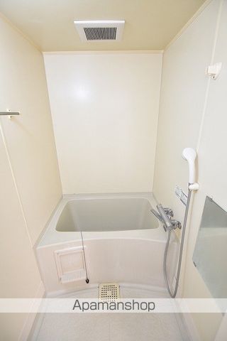 ΑNEXTウールーの内装写真