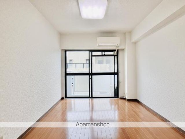 東京都新宿区中落合１丁目[3LDK/71.58m2]のリビング・居間5
