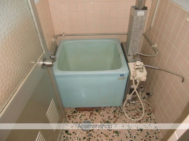 磯目マンションの内装写真