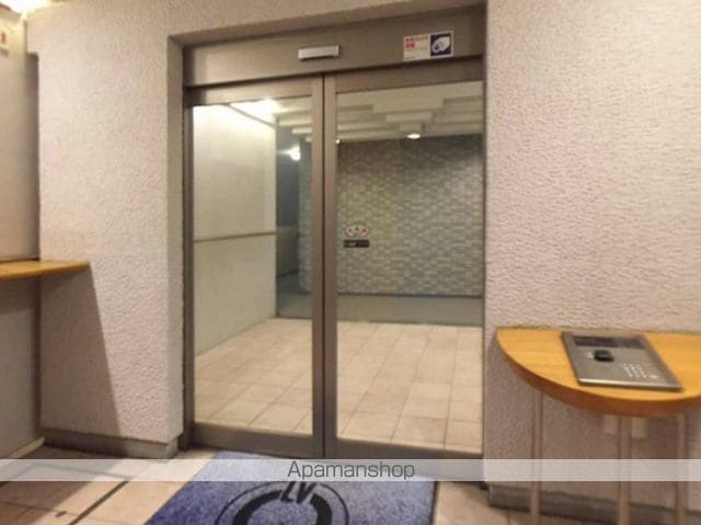 NTマンションの玄関写真