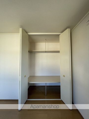 シティハイム シャトル B棟の内装写真