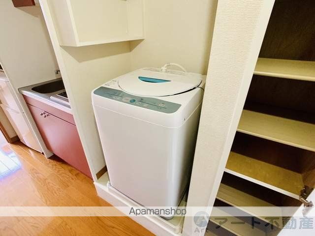 レオパレスラ プランタン IIの内装写真