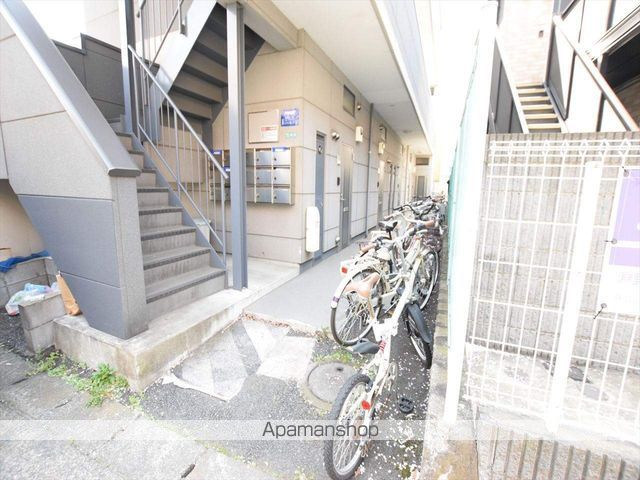 カインドハウス鹿沼公園の玄関写真