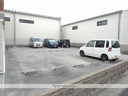 愛知県北名古屋市宇福寺中杁[2LDK/60.14m2]の駐車場5