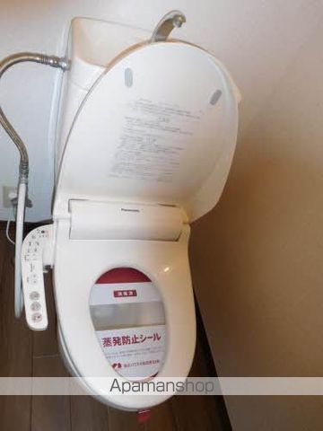 ヴァンセンヌ広面の内装写真