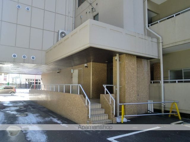 ライフコア笹口の玄関写真